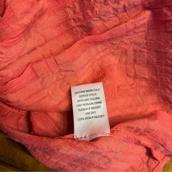 *NWOT* Evereve Peplum Crinkle Blouse in Mineral Red, Size XS - Picture 11 of 11